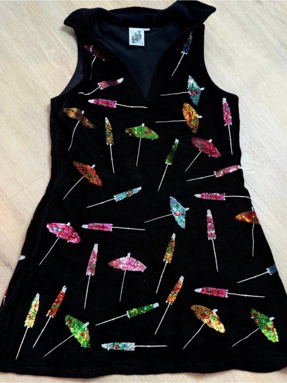 Queen Of Sparkles Sequin Cocktail
Umbrella Cover Up Dress Small